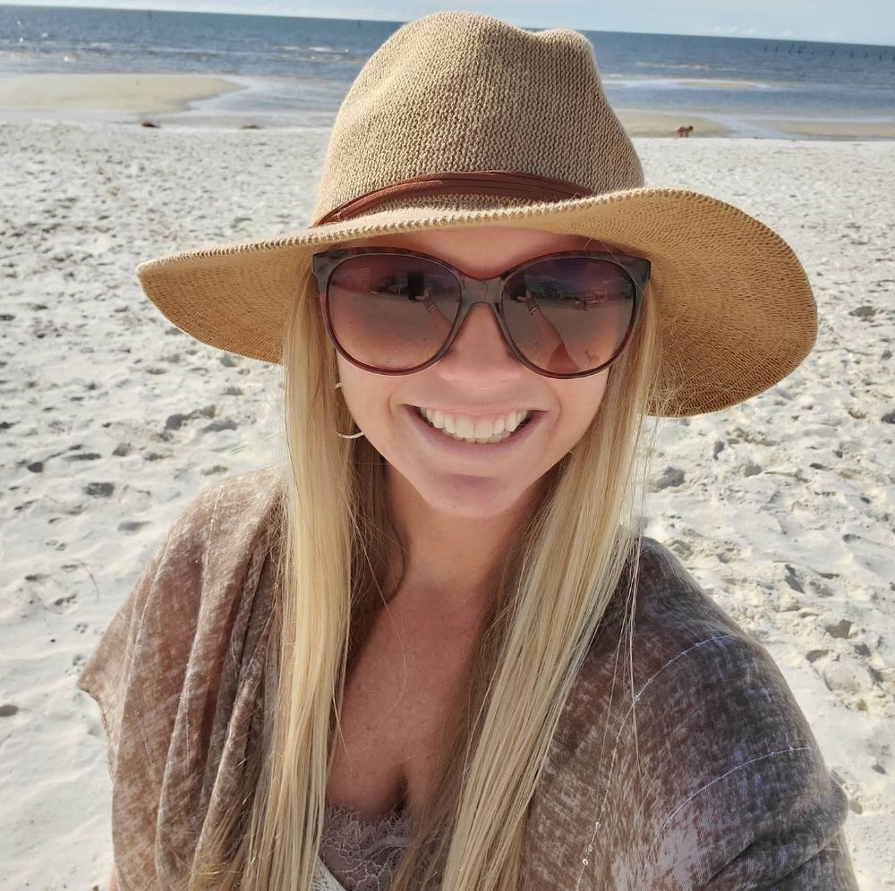 Meet your Posher, Haley